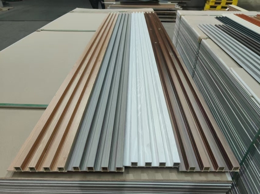 لوحة حائط WPC للديكور الداخلي الحزمة الحجم 290.00cm * 17.00cm * 22.00cm سهلة التثبيت والصيانة