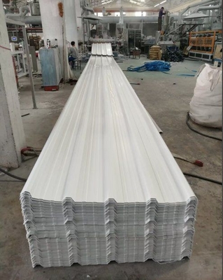 4 طبقة ASA تغطية PVC أسطح سقف ترابيزويدية أبيض ASA سطح UPVC سقف ورقة مع 1.5-3،0mm سمك
