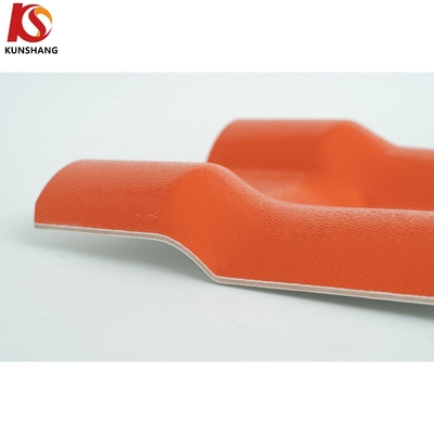 أسطوانات سقف ذات قوة عالية ASA مطلية UPVC على الطراز الساحلي مع 10 سنوات لون دائم 2.000kg الحزمة الوزن الإجمالي