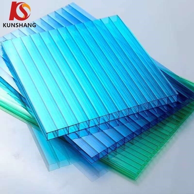 UV طبقة UV 50-70um 2100mm X هيكل حبوب العسل PC البوليكربونات ورقة مجوفة لحماية التطبيق السقف